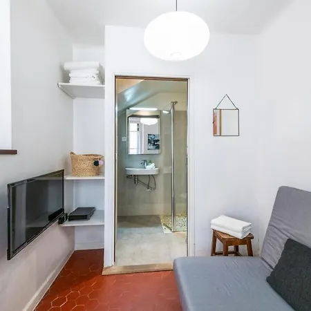 5 Floor Townhouse, Sea View Terrace 昂蒂布